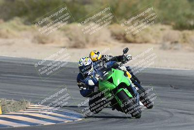 media/Nov-16-2025-Race Pace (Sun) [[8c5fa54630]]/Non Verified Riders (1st 20 Minutes)/2-Turn 10 (1010am)/